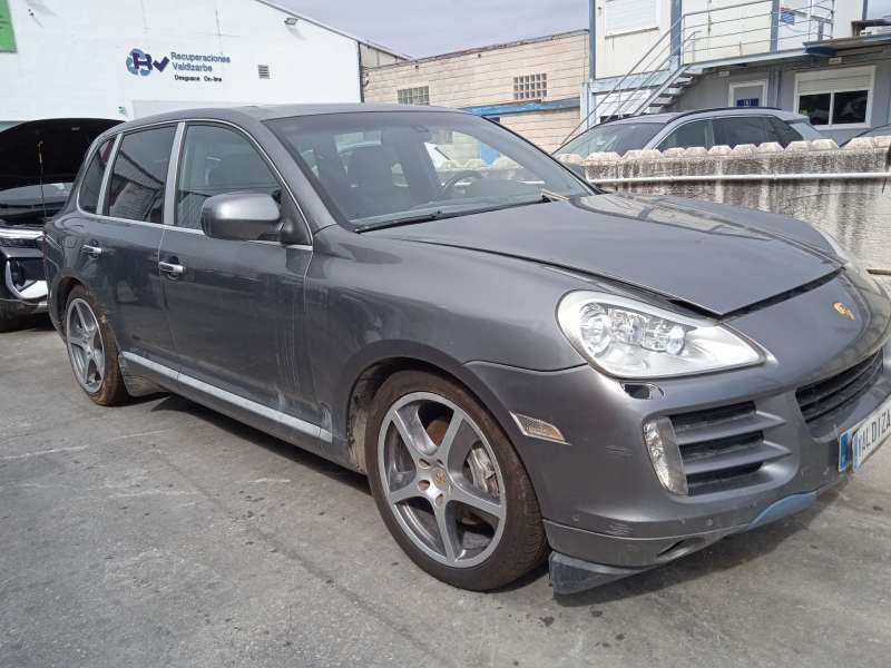 PORSCHE CAYENNE (9PA)