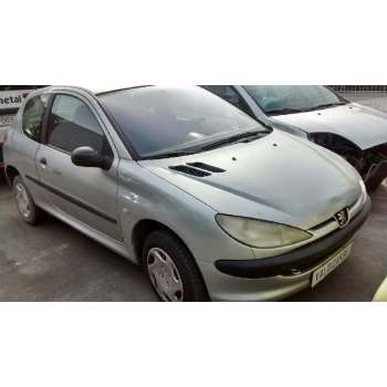 PEUGEOT 206 BERLINA