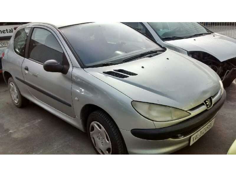 PEUGEOT 206 BERLINA