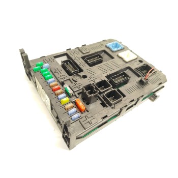 Recambio de caja reles / fusibles para citroën c5 berlina millenium referencia OEM IAM 9678477180 1663366080 1613316380