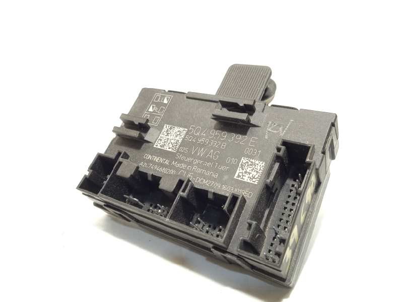 MODULO CONFORT 5Q4959392E A2C7494680200