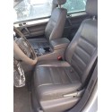 VOLKSWAGEN TOUAREG (7LA)