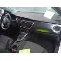 TOYOTA AURIS TOURING SPORTS (E18)