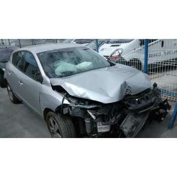 RENAULT MEGANE III BERLINA 5 P