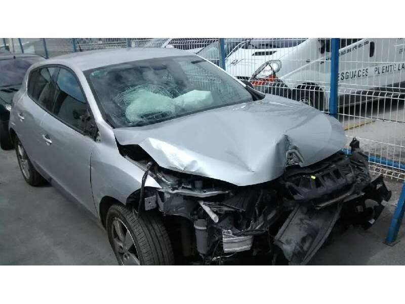 RENAULT MEGANE III BERLINA 5 P
