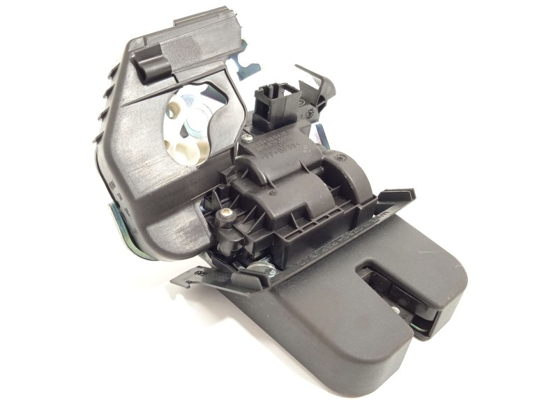 CERRADURA MALETERO / PORTON 8R0827505A 