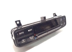 Recambio de mando climatizador para toyota auris 1.2 16v turbo cat referencia OEM IAM 5590002C60  