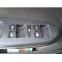 VOLKSWAGEN TOURAN (1T1, 1T2)