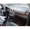 VOLKSWAGEN TOURAN (1T1, 1T2)